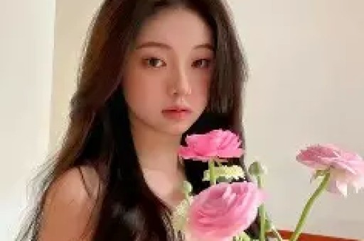 造谣抹黑果农寻衅滋事 网红李雨禅被行拘并封号
